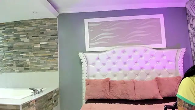 Snapshot of _camila_ortiz chatting on October 9, 2025, 8:18 pm camila ortiz online show from October 9, 2025, 8:18 pm