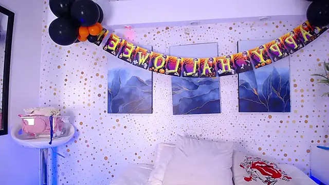 Emily Vaughan online show from October 27, 2025, 4:16 am