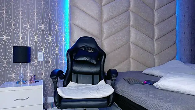 samiradoll online show from January 6, 2026, 3:32 am