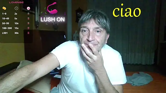 Snapshot of lattediyak chatting on October 15, 2025, 1:06 am lattediyak online show from October 15, 2025, 1:06 am