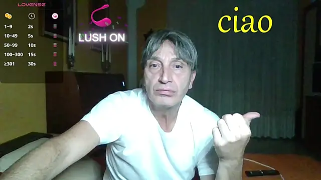 Snapshot of lattediyak chatting on October 18, 2025, 11:05 pm lattediyak online show from October 18, 2025, 11:05 pm