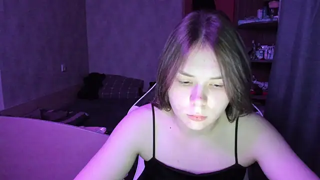 Sophi gi online show from September 26, 2025, 5:28 pm
