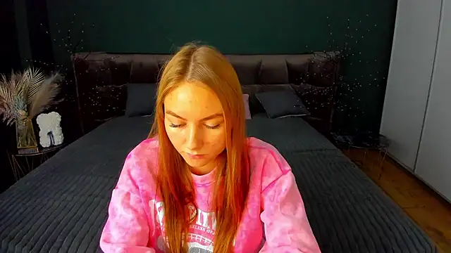 Snapshot of MilaAddams chatting on November 8, 2025, 6:35 am MilaAddams online show from November 8, 2025, 6:35 am