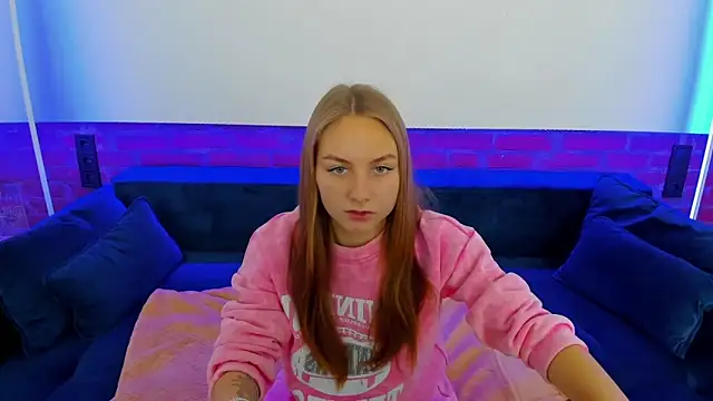 Snapshot of MilaAddams chatting on November 11, 2025, 6:35 am MilaAddams online show from November 11, 2025, 6:35 am