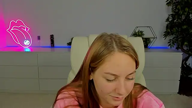 Snapshot of MilaAddams chatting on November 21, 2025, 6:34 am MilaAddams online show from November 21, 2025, 6:34 am