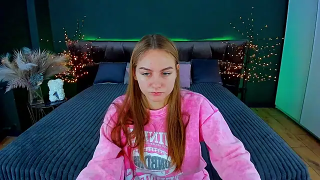 Snapshot of MilaAddams chatting on November 29, 2025, 7:00 am MilaAddams online show from November 29, 2025, 7:00 am