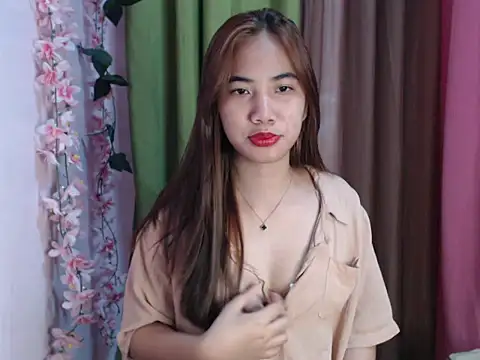 Shy SexyLady online show from February 15, 2026, 1:31 pm