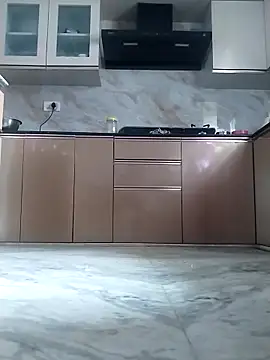 NehaQn online show from September 18, 2025, 4:03 am