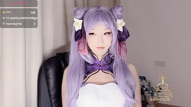 Snapshot of Winnie666- chatting on October 14, 2025, 4:19 pm Winnie666- online show from October 14, 2025, 4:19 pm