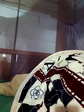 LucyyLy online show from November 26, 2025, 12:33 am