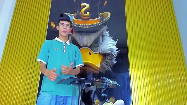 Dante Brown1  online show from October 24, 2025, 9:44 pm