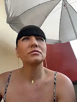 MysticCleo online show from June 7, 2026, 2:32 pm