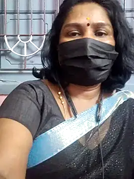 Snapshot of Tamil_Azhaghi25 chatting on June 17, 2026, 6:31 pm Tamil Azhaghi25 online show from June 17, 2026, 6:31 pm