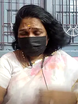 Snapshot of Tamil_Azhaghi25 chatting on June 21, 2026, 1:03 pm Tamil Azhaghi25 online show from June 21, 2026, 1:03 pm