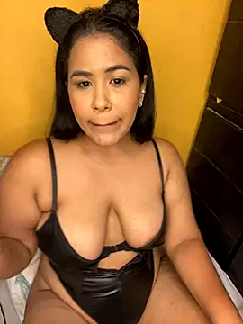 Roxxybigboobs online show from October 20, 2025, 9:04 pm