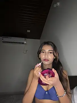 STRIP GLOW online show from July 31, 2026, 12:32 am