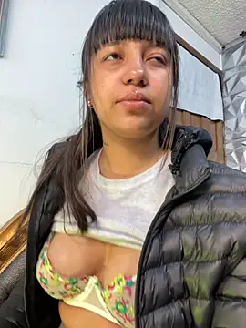 Sophi Kalifa online show from September 25, 2025, 1:59 pm