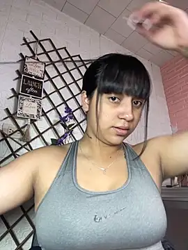 Sophi Kalifa online show from October 14, 2025, 2:07 pm