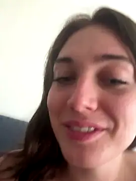 Petitbiscuit2B0 online show from November 3, 2025, 11:33 am