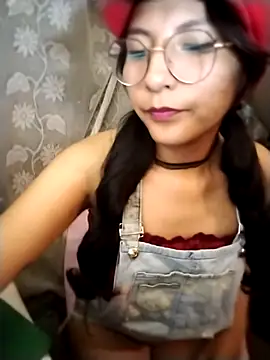 Regina Shine online show from October 31, 2025, 3:07 am