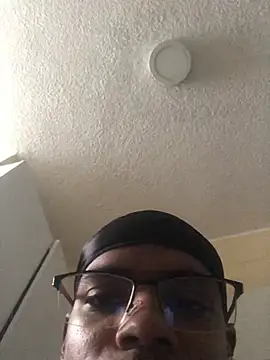 criss zuri online show from January 14, 2026, 1:06 pm