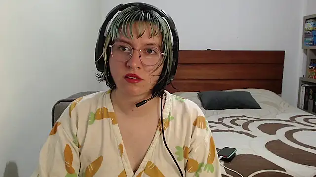 Snapshot of Froggyinthebox chatting on March 23, 2026, 3:54 am Froggyinthebox online show from March 23, 2026, 3:54 am