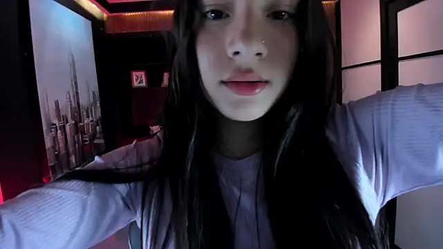 AlliceCopper online show from October 18, 2025, 1:45 pm