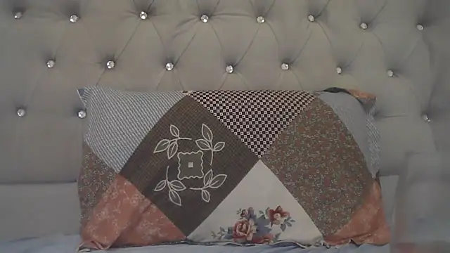 flirty babe x online show from July 2, 2026, 3:23 am
