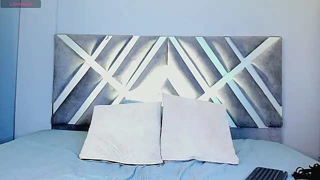 Snapshot of kaylii_purple chatting on October 4, 2025, 5:27 am kaylii purple online show from October 4, 2025, 5:27 am