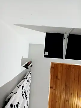 coupledesire18 online show from November 22, 2025, 11:26 pm