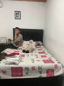 coupledesire18 online show from December 1, 2025, 6:46 pm