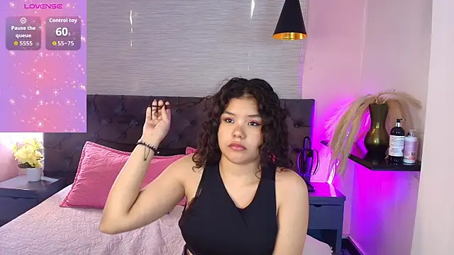 Annie Lii online show from September 9, 2025, 1:32 pm