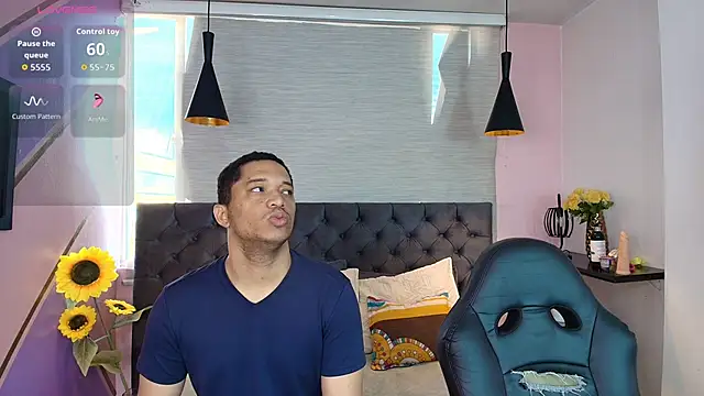 Annie Lii online show from November 13, 2025, 12:48 pm