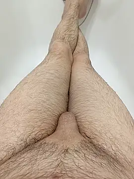 Dmitrii222q online show from February 13, 2026, 7:48 am