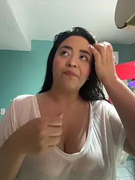 MyHoneyFrida online show from October 2, 2025, 2:51 am