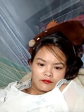 xinhxinhcute online show from September 15, 2025, 11:27 pm