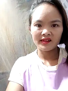 xinhxinhcute online show from October 8, 2025, 3:15 am