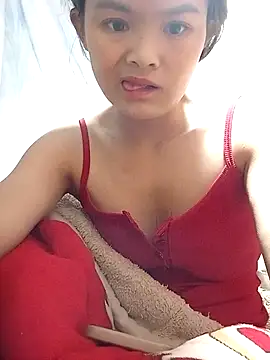 xinhxinhcute online show from October 26, 2025, 9:31 pm