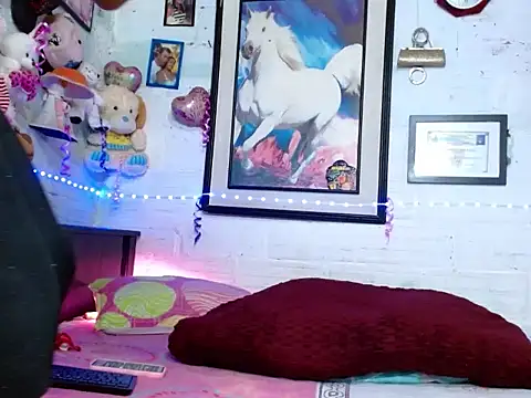 samm1-976 online show from December 23, 2025, 4:32 am