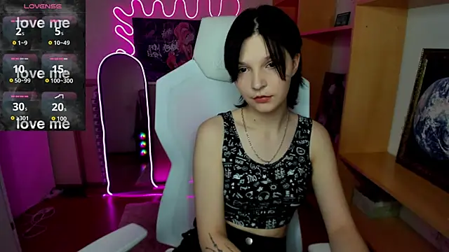 AudreyyKim online show from October 26, 2025, 9:04 am