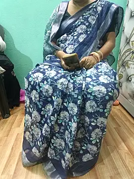 desi boudi87 online show from November 3, 2025, 11:55 am