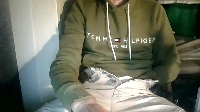 juju78jujuu online show from October 15, 2025, 5:57 pm