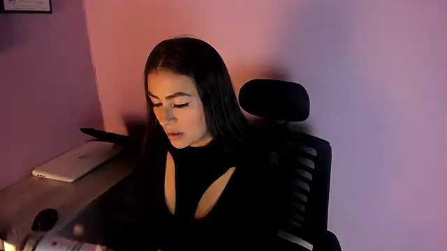 Zairaa Fox online show from November 28, 2025, 7:16 pm