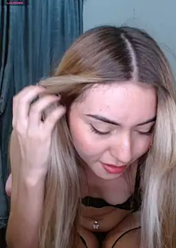 abilovesyou1 online show from April 17, 2026, 8:12 pm