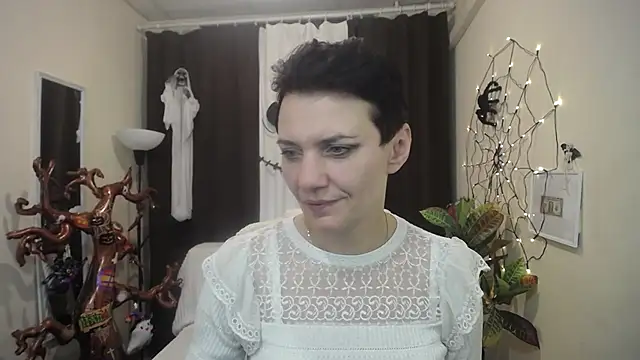 Snapshot of AvaSaturnian chatting on October 15, 2025, 12:27 pm AvaSaturnian online show from October 15, 2025, 12:27 pm