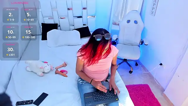 MissDiabla  online show from February 4, 2026, 1:28 pm