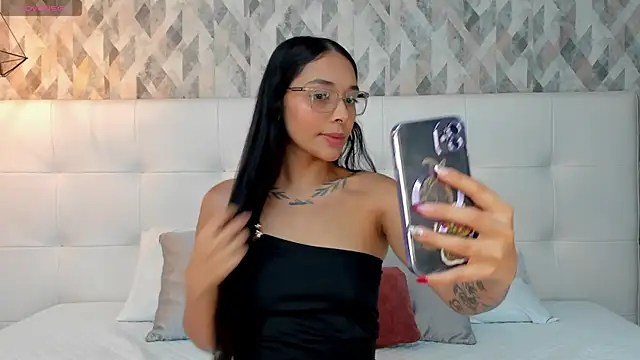 Snapshot of Roseaurora chatting on July 24, 2026, 10:46 am Roseaurora online show from July 24, 2026, 10:46 am