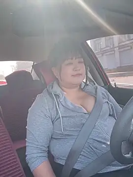 icewoman888 online show from November 4, 2025, 4:55 am