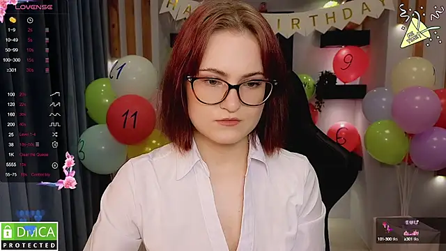 Roxy foxi online show from September 16, 2025, 1:06 am