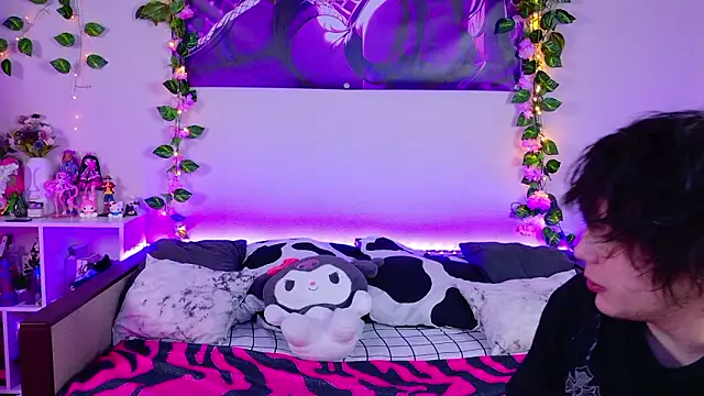 Night angell69 online show from February 8, 2026, 9:23 am